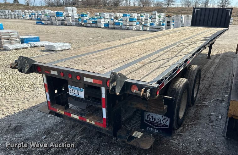 image for item EN3023 2012 Transcraft TL200 flatbed trailer