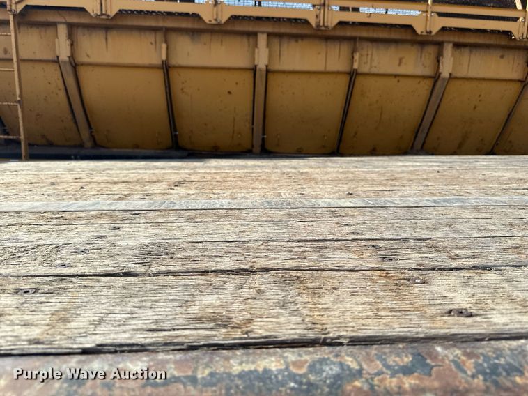 image for item EN3023 2012 Transcraft TL200 flatbed trailer