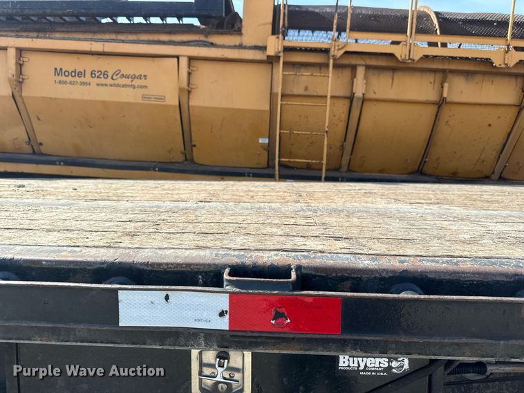 image for item EN3023 2012 Transcraft TL200 flatbed trailer