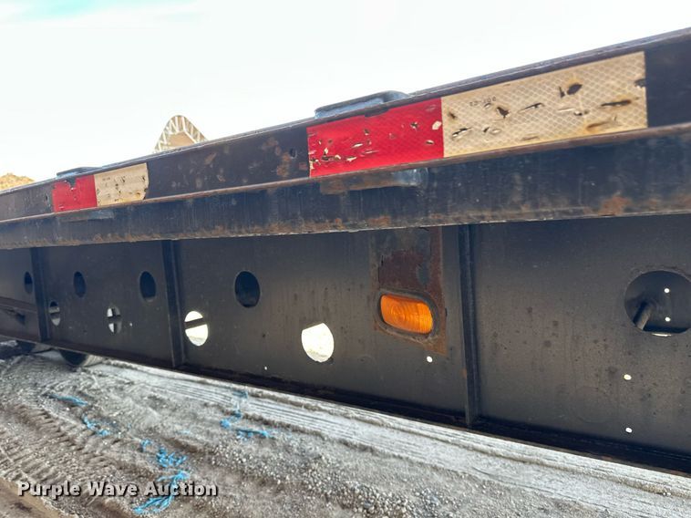 image for item EN3023 2012 Transcraft TL200 flatbed trailer