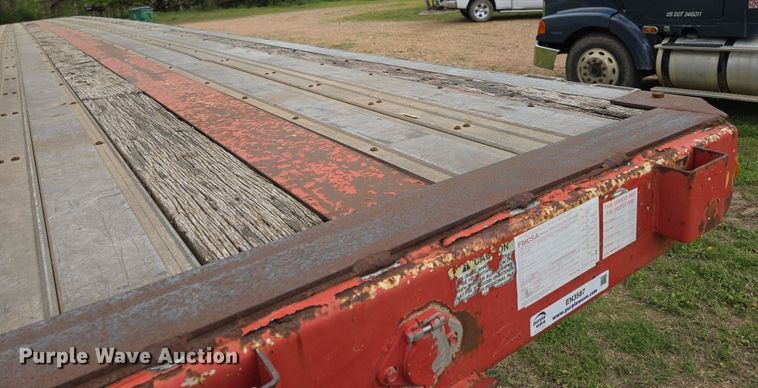 image for item EN3587 2002 Lufkin FL-XL flatbed trailer