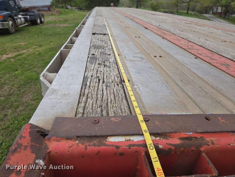 image for item EN3587 2002 Lufkin FL-XL flatbed trailer