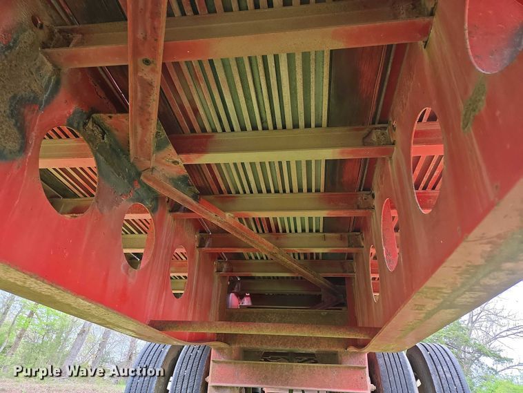 image for item EN3587 2002 Lufkin FL-XL flatbed trailer