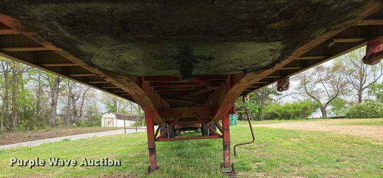 image for item EN3587 2002 Lufkin FL-XL flatbed trailer