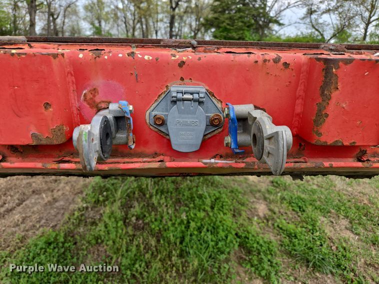 image for item EN3587 2002 Lufkin FL-XL flatbed trailer