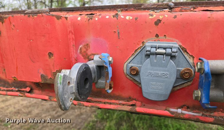 image for item EN3587 2002 Lufkin FL-XL flatbed trailer