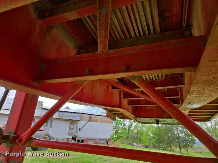 image for item EN3587 2002 Lufkin FL-XL flatbed trailer