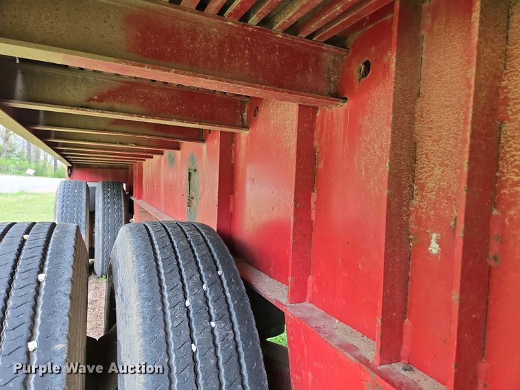 image for item EN3587 2002 Lufkin FL-XL flatbed trailer