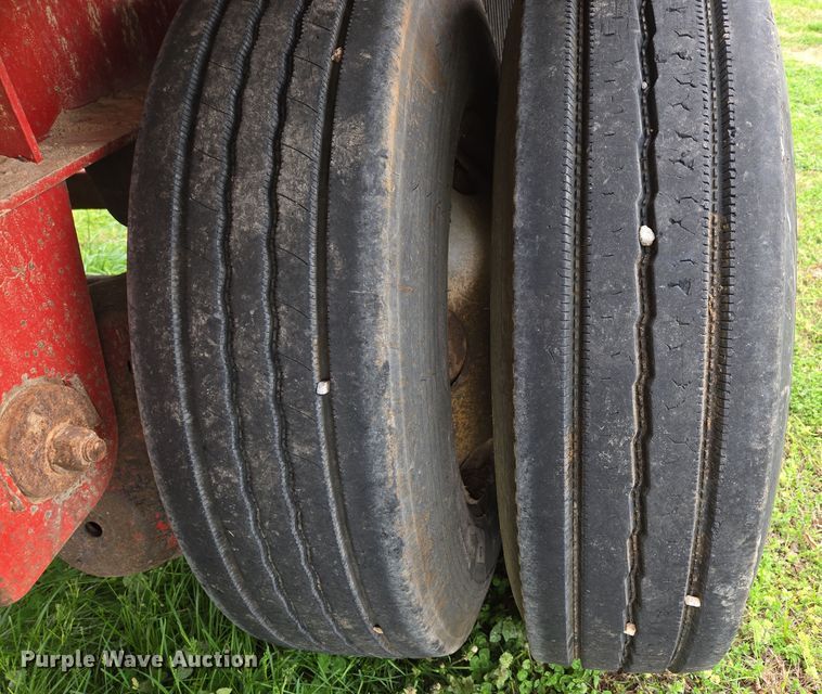 image for item EN3587 2002 Lufkin FL-XL flatbed trailer