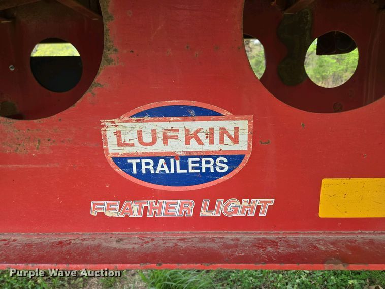 image for item EN3587 2002 Lufkin FL-XL flatbed trailer