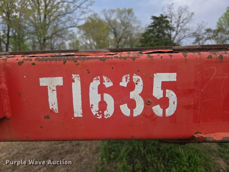 image for item EN3587 2002 Lufkin FL-XL flatbed trailer