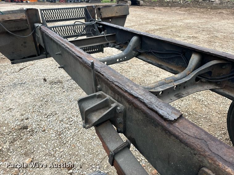 image for item EN4502 2010 International 4300 DuraStar truck cab and chassis