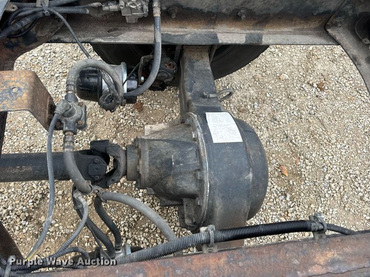 image for item EN4502 2010 International 4300 DuraStar truck cab and chassis