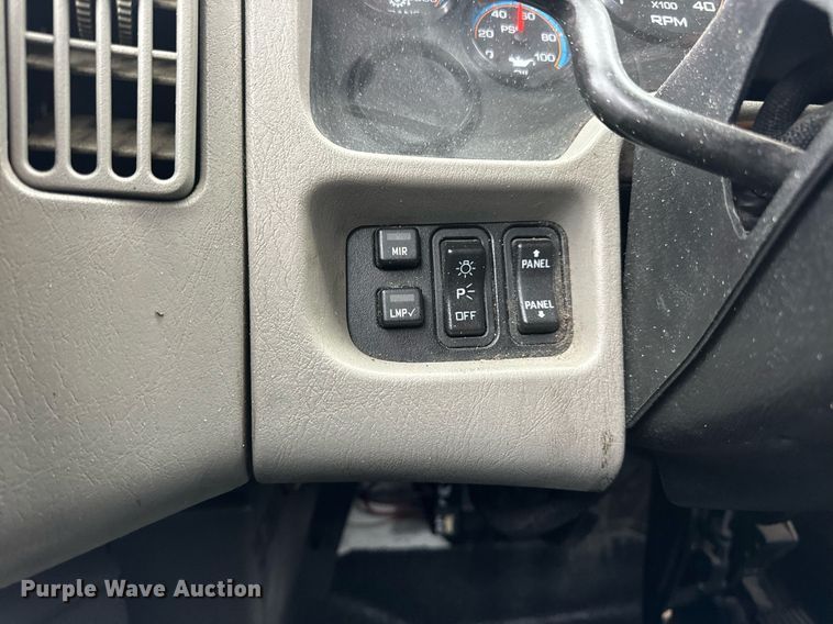 image for item EN4502 2010 International 4300 DuraStar truck cab and chassis