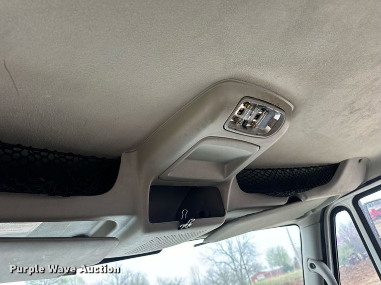 image for item EN4502 2010 International 4300 DuraStar truck cab and chassis