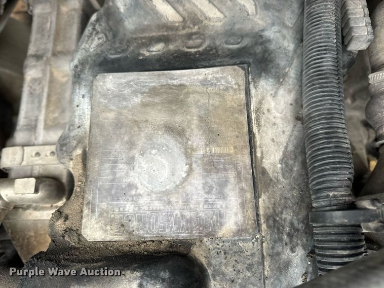 image for item EN4502 2010 International 4300 DuraStar truck cab and chassis