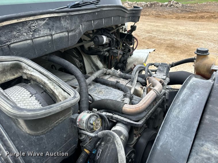 image for item EN4502 2010 International 4300 DuraStar truck cab and chassis