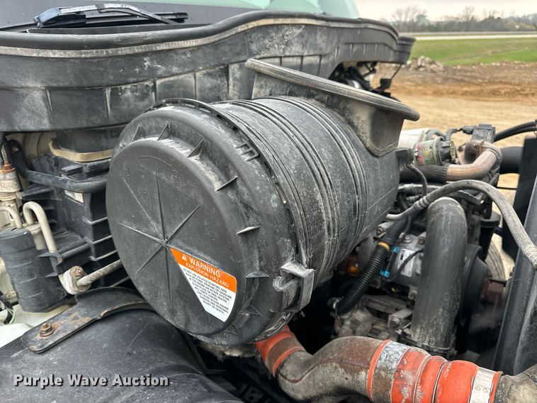 image for item EN4502 2010 International 4300 DuraStar truck cab and chassis