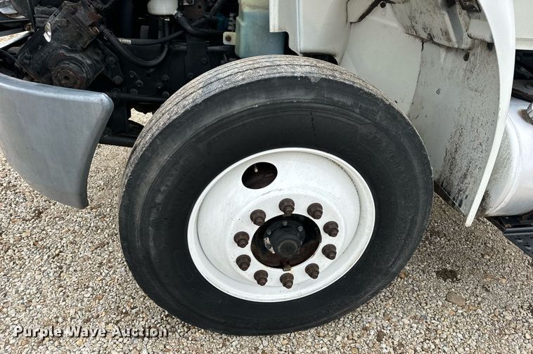 image for item EN4502 2010 International 4300 DuraStar truck cab and chassis