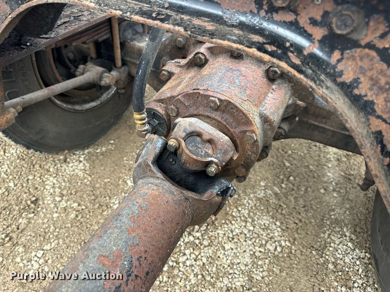 image for item EN4521 2007 International 4400 truck cab and chassis