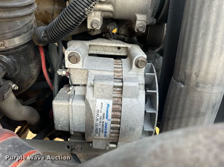 image for item EN5201 2010 International DuraStar 4300 truck cab and chassis