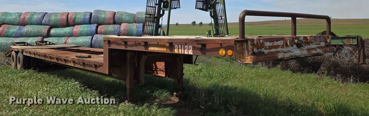 image for item EN8923 1973 Fruehauf drop deck equipment trailer