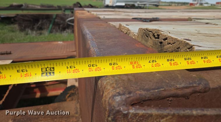 image for item EN8923 1973 Fruehauf drop deck equipment trailer