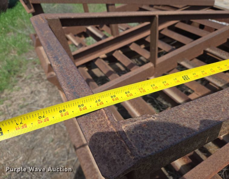 image for item EN8923 1973 Fruehauf drop deck equipment trailer