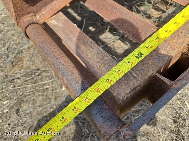 image for item EN8923 1973 Fruehauf drop deck equipment trailer