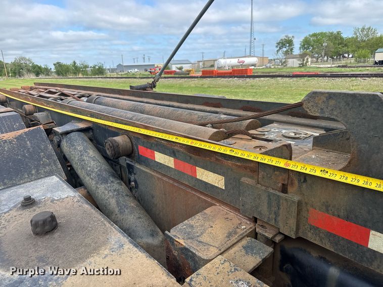 image for item EQ1415 2006 Western Star 4900FA roll-off container truck