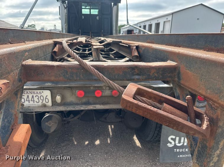 image for item EQ1415 2006 Western Star 4900FA roll-off container truck