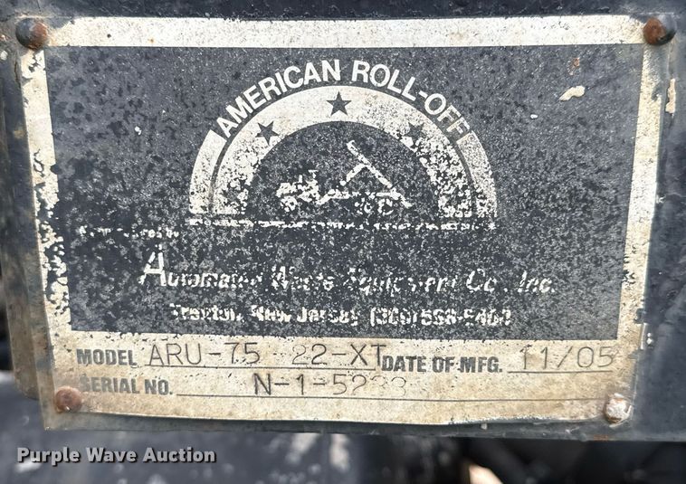 image for item EQ1415 2006 Western Star 4900FA roll-off container truck