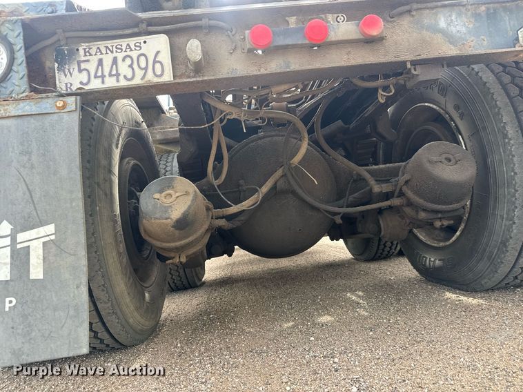 image for item EQ1415 2006 Western Star 4900FA roll-off container truck