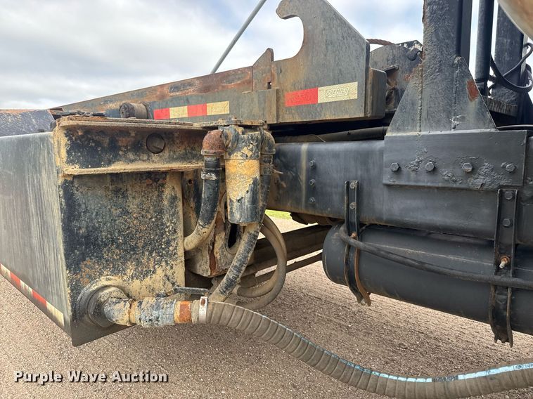 image for item EQ1415 2006 Western Star 4900FA roll-off container truck