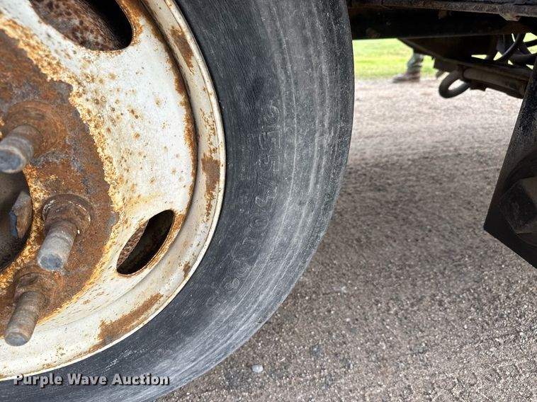 image for item EQ1415 2006 Western Star 4900FA roll-off container truck