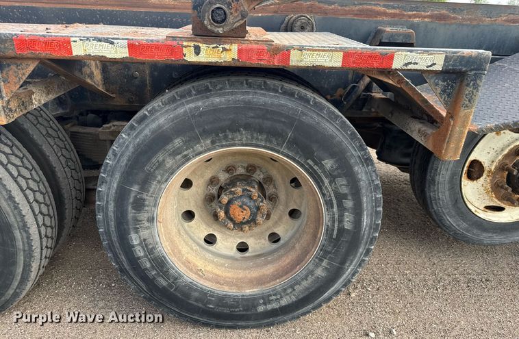 image for item EQ1415 2006 Western Star 4900FA roll-off container truck