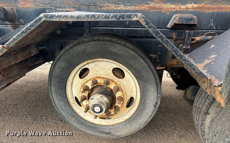 image for item EQ1415 2006 Western Star 4900FA roll-off container truck