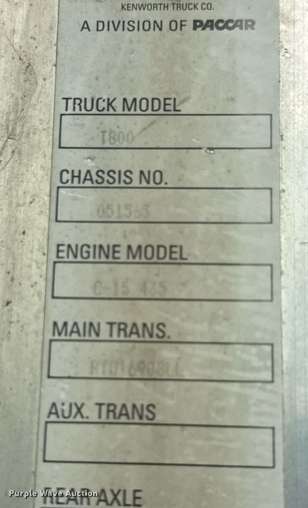 image for item EQ1416 2004 Kenworth T800 roll-off container truck