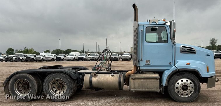 image for item EQ1420 2019 Western Star 4700SB semi truck