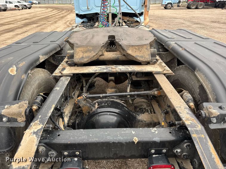 image for item EQ1420 2019 Western Star 4700SB semi truck