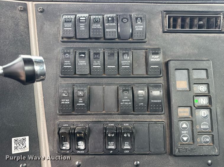 image for item EQ1420 2019 Western Star 4700SB semi truck