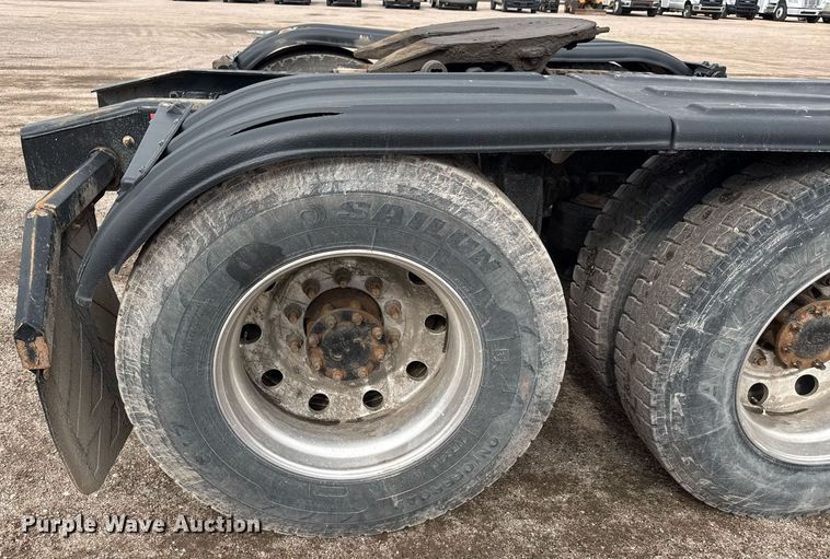 image for item EQ1420 2019 Western Star 4700SB semi truck