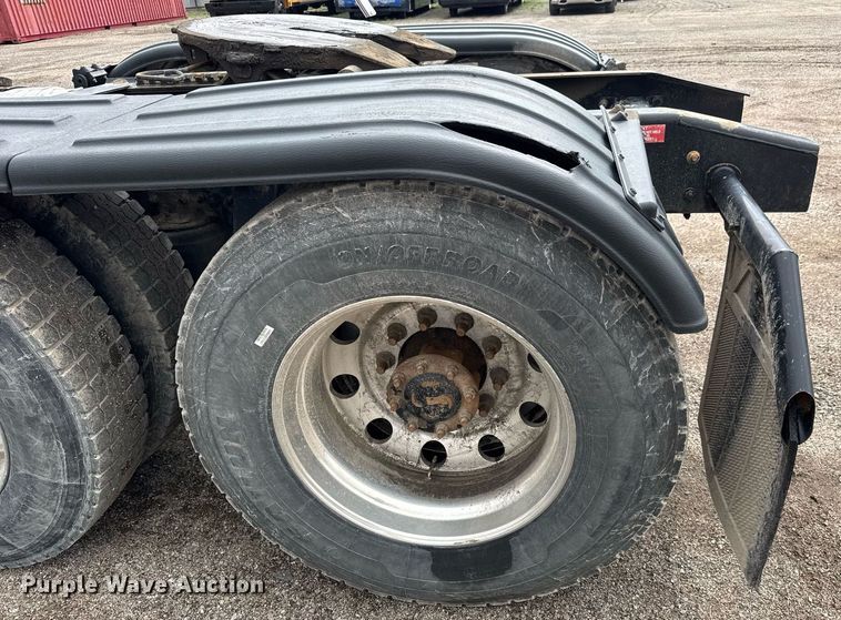 image for item EQ1420 2019 Western Star 4700SB semi truck