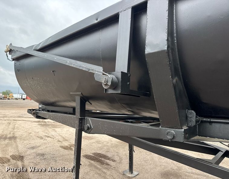 image for item EQ1422 1996 Clement RKHS2621 end dump trailer