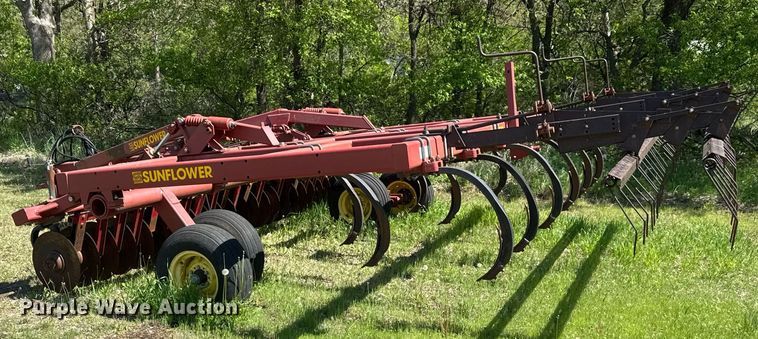 image for item EQ1435 Sunflower 4212 mulch finisher