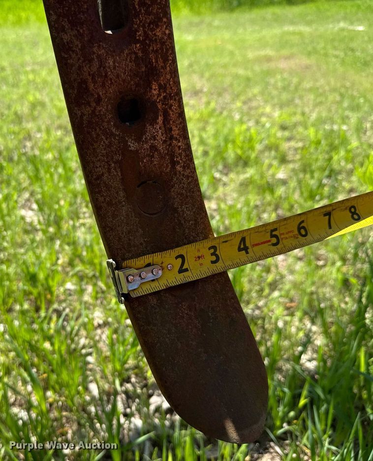 image for item EQ1435 Sunflower 4212 mulch finisher