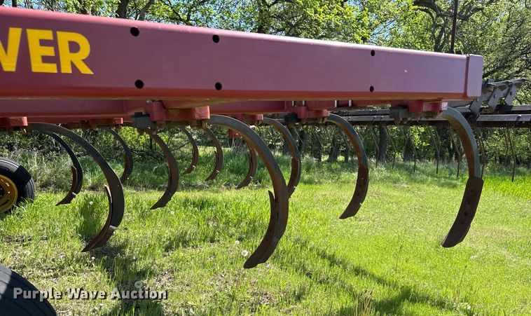 image for item EQ1435 Sunflower 4212 mulch finisher