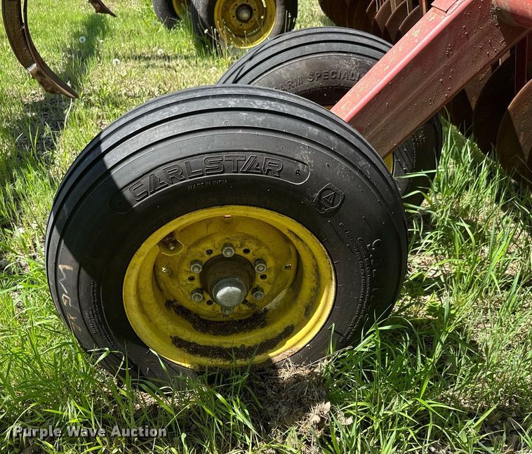 image for item EQ1435 Sunflower 4212 mulch finisher