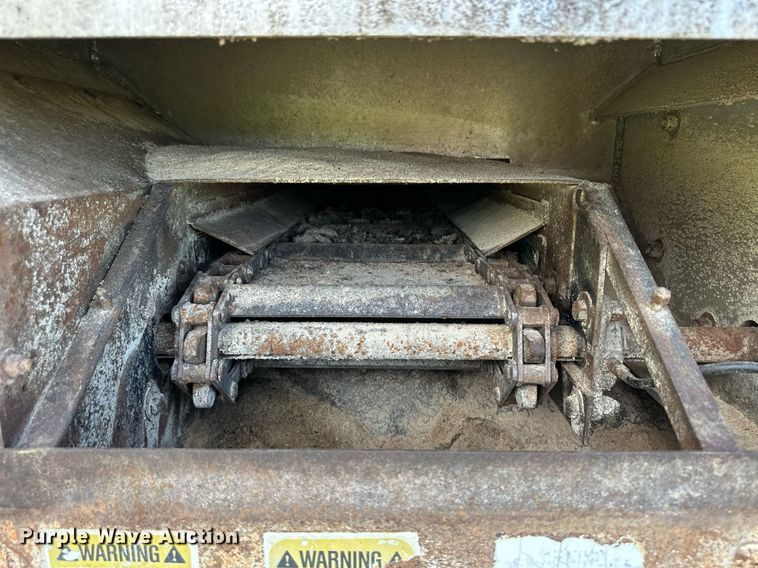 image for item EQ4658 1996 Ledwell Bulkfeed feed delivery trailer