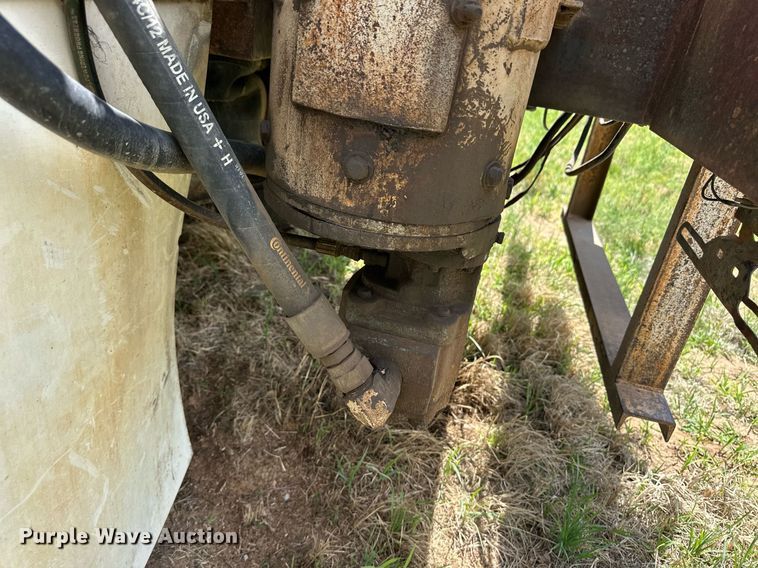 image for item EQ4658 1996 Ledwell Bulkfeed feed delivery trailer